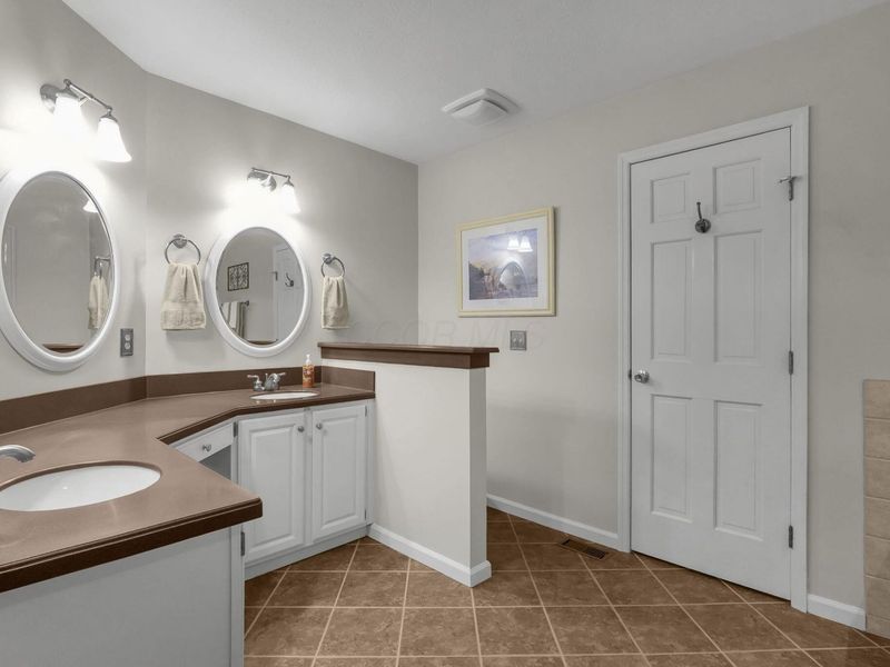 7693 Godfrey Circle , Reynoldsburg, OH 43068 Photo 30