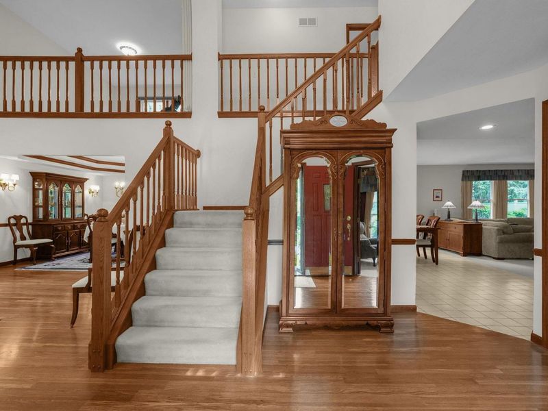 7693 Godfrey Circle , Reynoldsburg, OH 43068 Photo 6