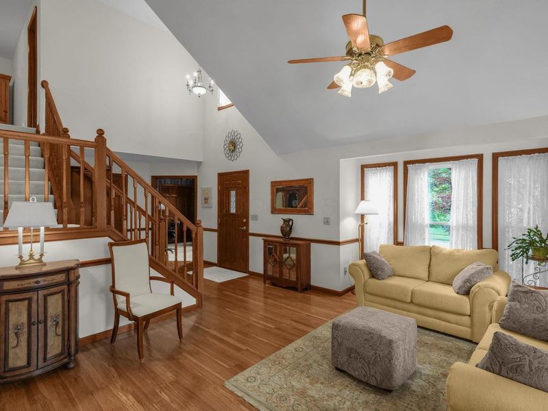 7693 Godfrey Circle , Reynoldsburg, OH 43068 Photo 8