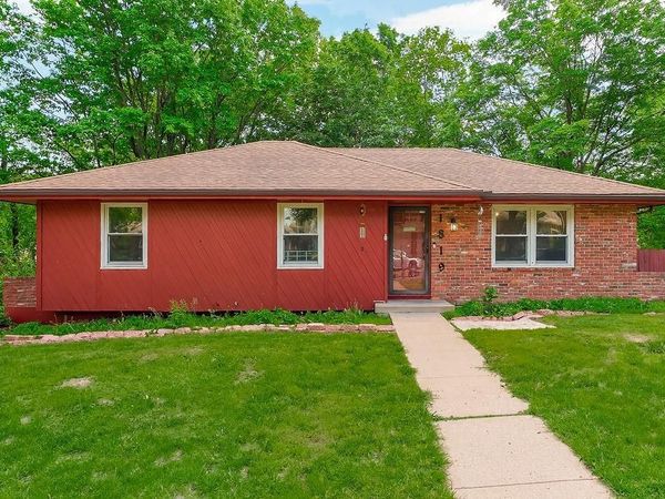 1819 N York Street, Independence, MO 64058