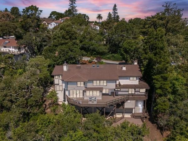135 Newton Drive, Burlingame, CA 94010