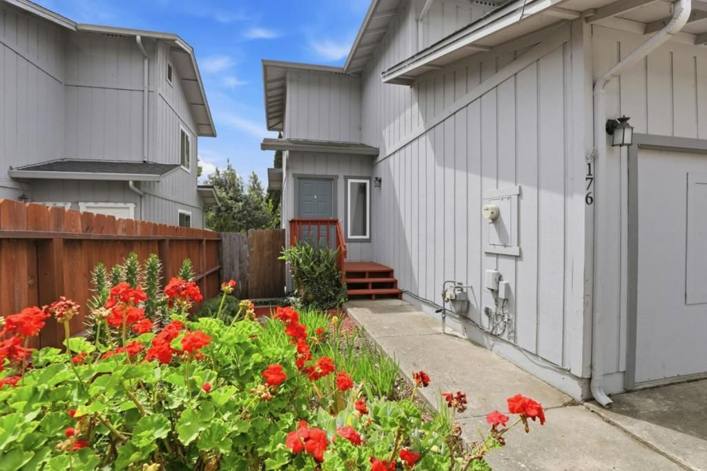 176 Montebello Drive, Watsonville, CA 95076 Main Photo