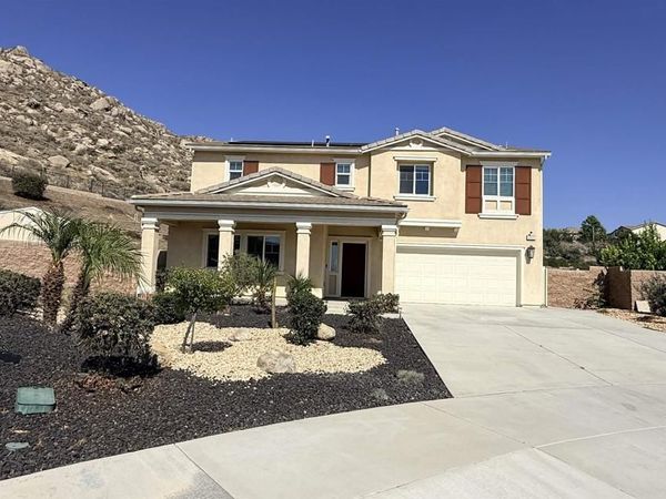 20455 Canaan Cir, Riverside, CA 92507