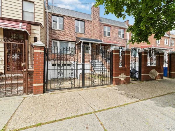 644 Autumn Avenue, Brooklyn, NY 11208