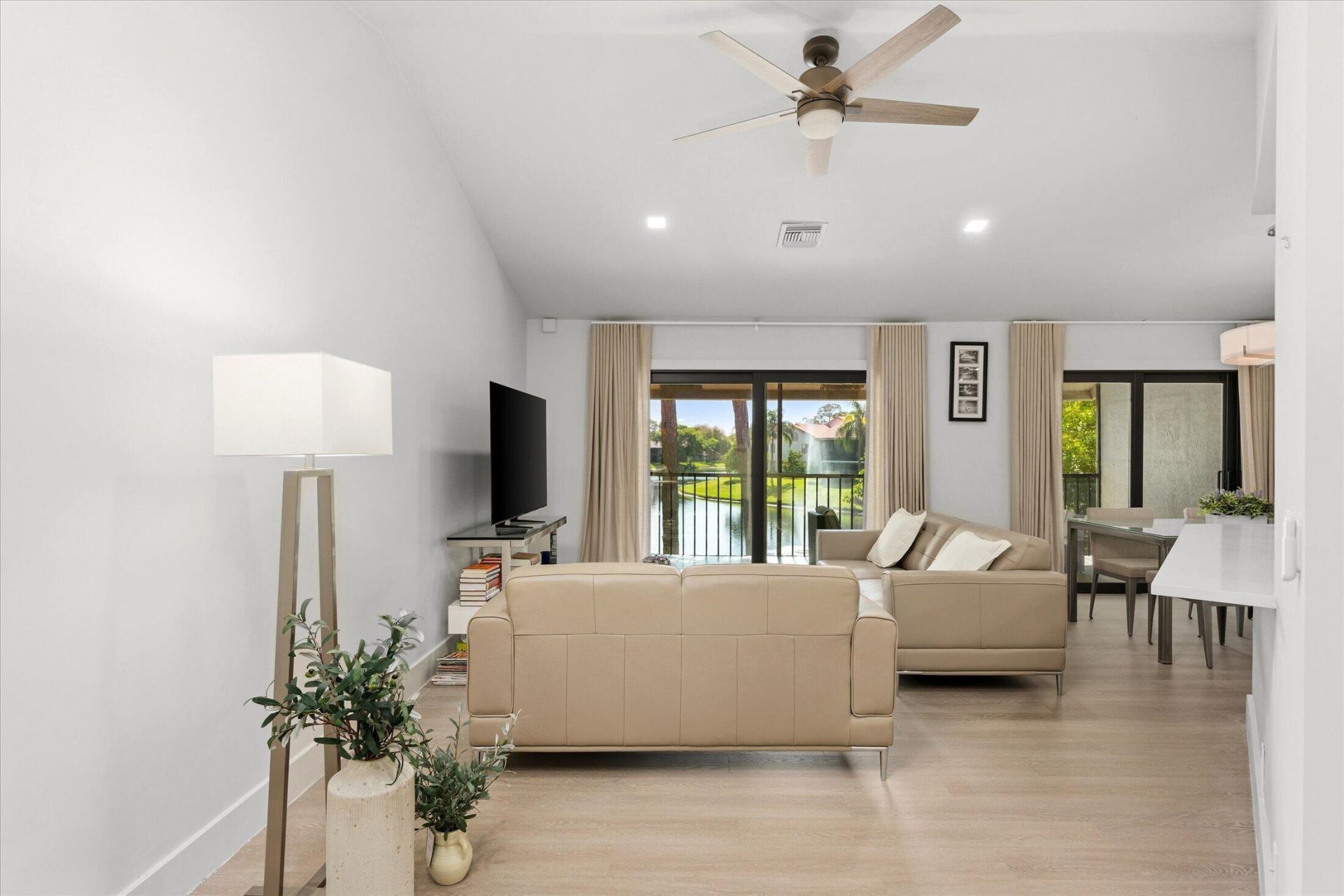 5521 Coach House Circle, Unit G, Boca Raton, FL 33486 Photo