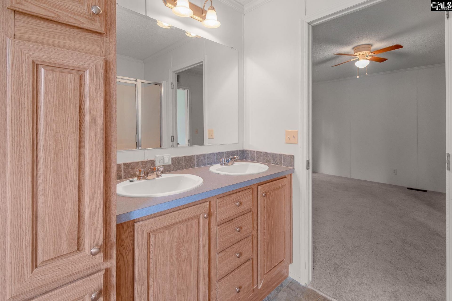 728 Preston Brooks Drive Photo 32