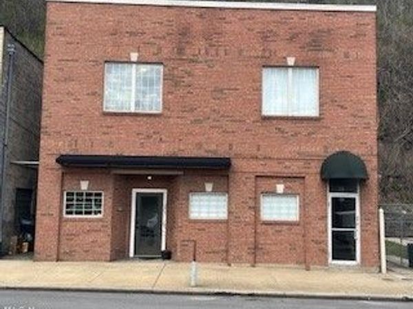 306 Main Street , Bridgeport, OH 43912