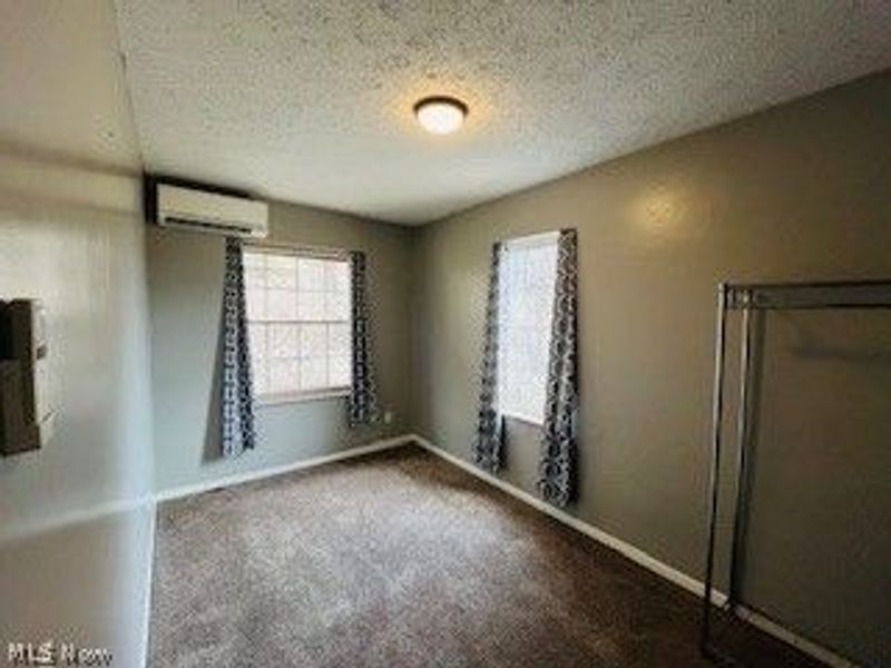 306 Main Street , Bridgeport, OH 43912 Photo 32