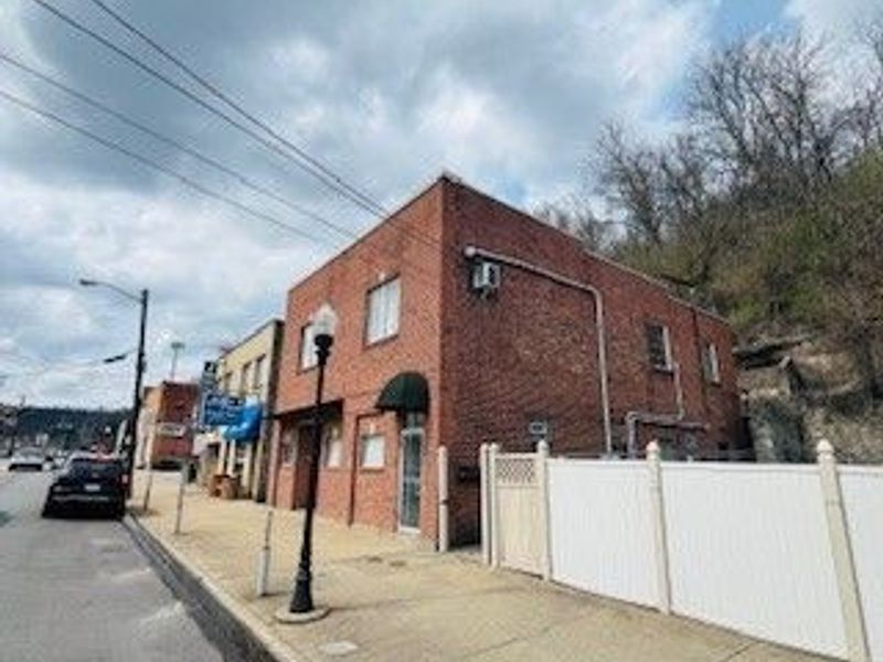 306 Main Street , Bridgeport, OH 43912 Photo 5