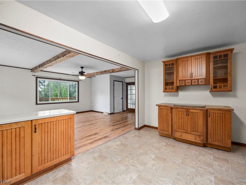 795 Tarry Lane , Amherst, OH 44001 Photo 12