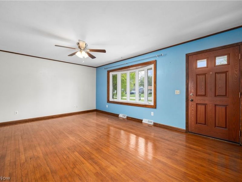 795 Tarry Lane , Amherst, OH 44001 Photo 18