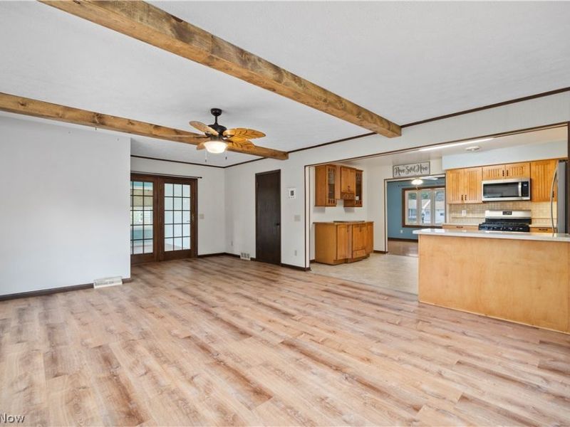 795 Tarry Lane , Amherst, OH 44001 Photo 9