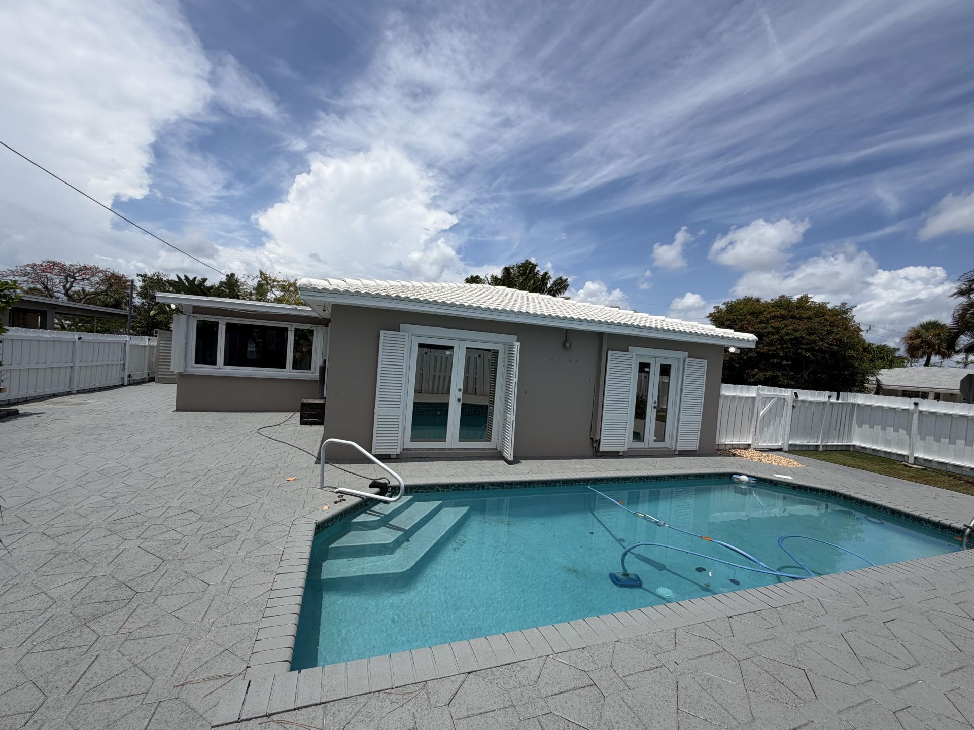 204 S Seacrest Circle, Delray Beach, FL 33444 Photo