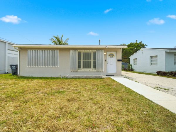 2120 Taylor Street, Hollywood, FL 33020