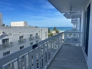 401 Ocean Dr , Unit 525, Miami Beach, FL 33139 Photo