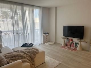 401 Ocean Dr , Unit 525, Miami Beach, FL 33139 Photo
