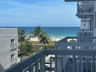 401 Ocean Dr , Unit 525, Miami Beach, FL 33139 Photo