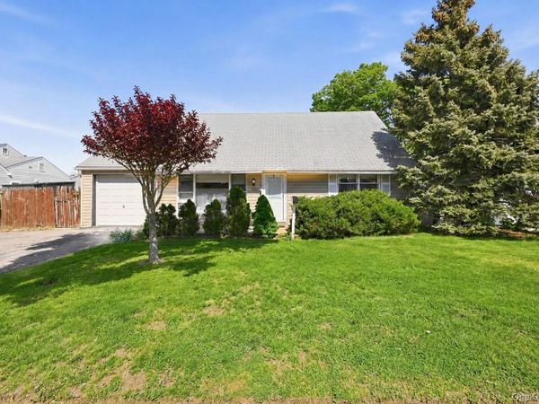 440 Cole Place , Bethpage, NY 11714