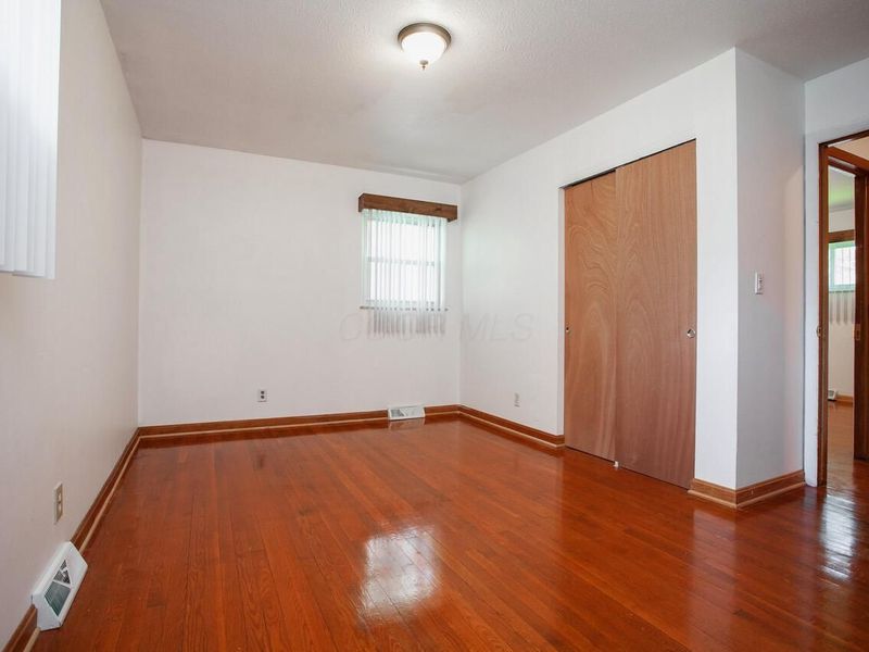 1264 Shady Lane Road , Columbus, OH 43227 Photo 10