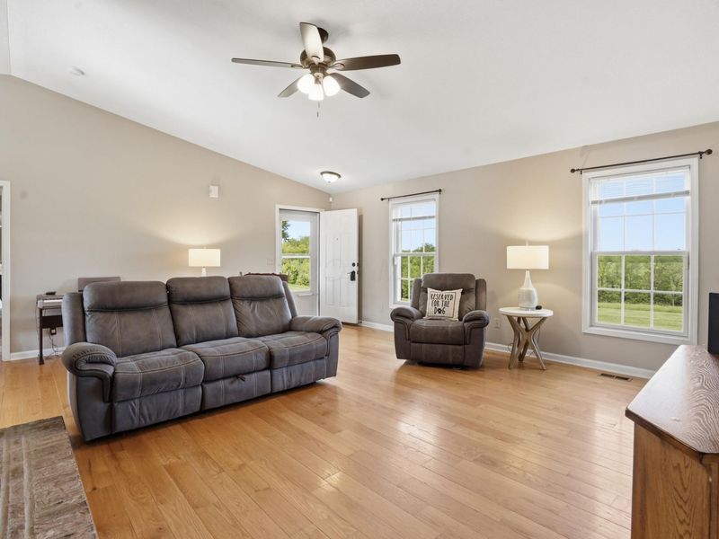 4487 Workman Road , Mount Perry, OH 43760 Photo 4