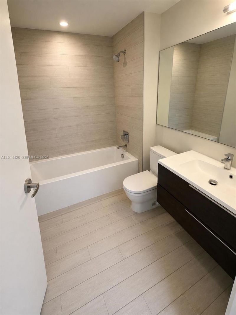 9940 W Bay Harbor Dr , Unit 7B-S, Bay Harbor Islands, FL 33154 Photo