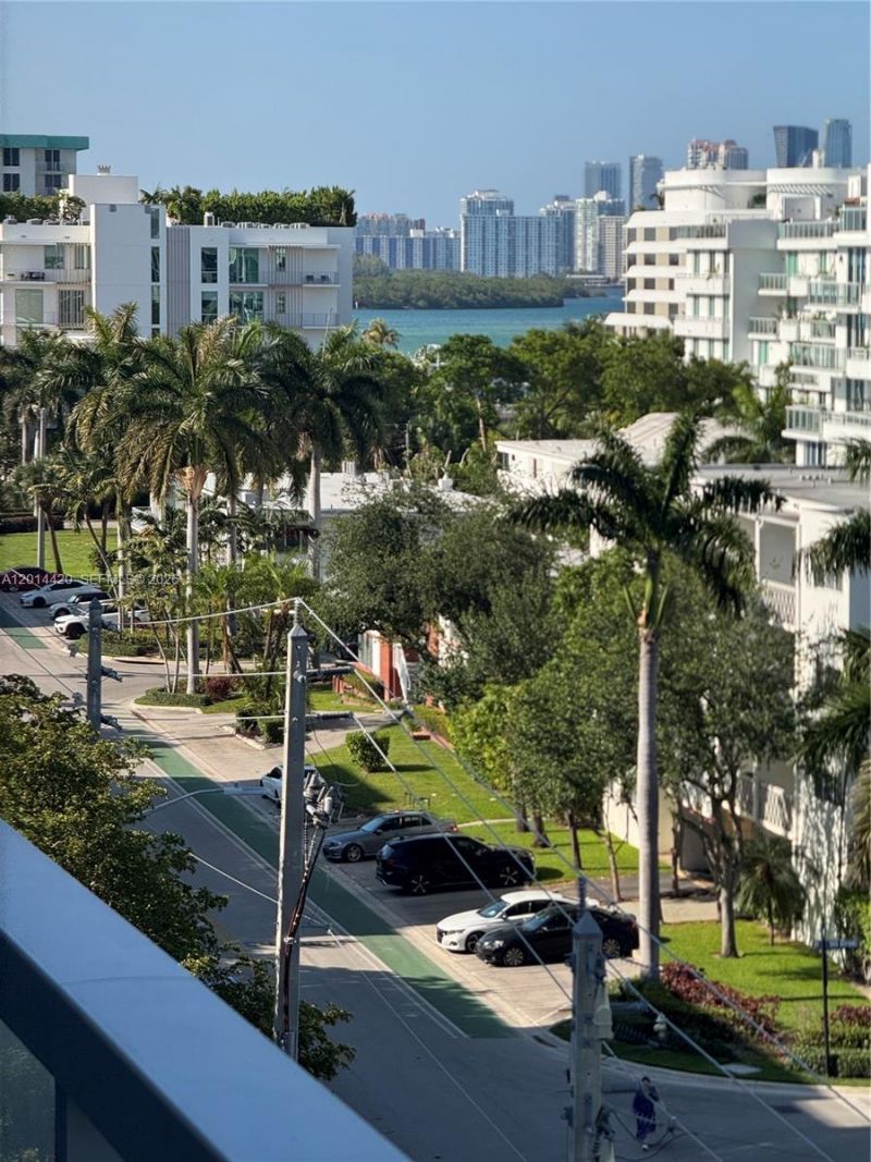 9940 W Bay Harbor Dr , Unit 7B-S, Bay Harbor Islands, FL 33154 Photo