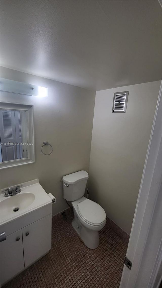 132 Andover F, Unit 132, West Palm Beach, FL 33417 Photo