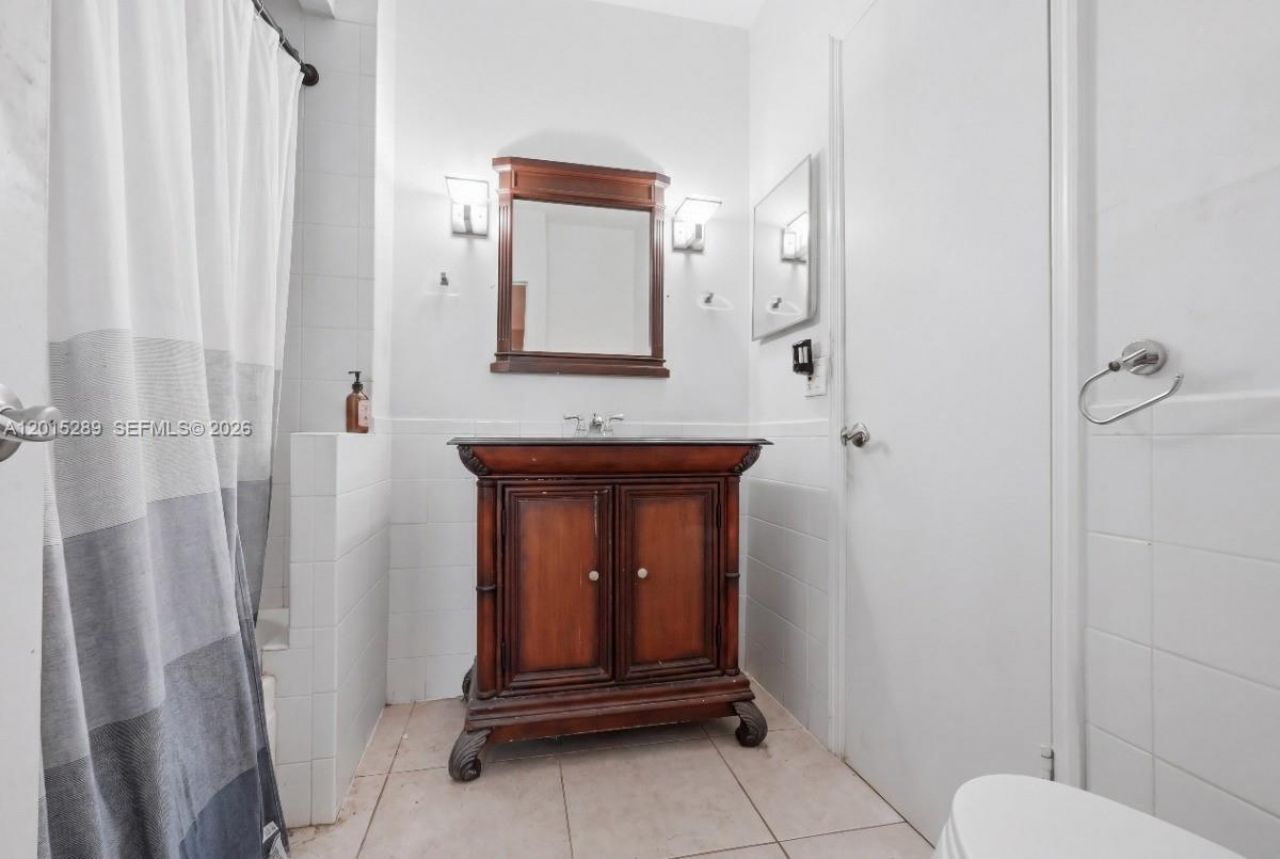 2426 SE 17th Cswy, Unit 303A, Fort Lauderdale, FL 33316 Photo