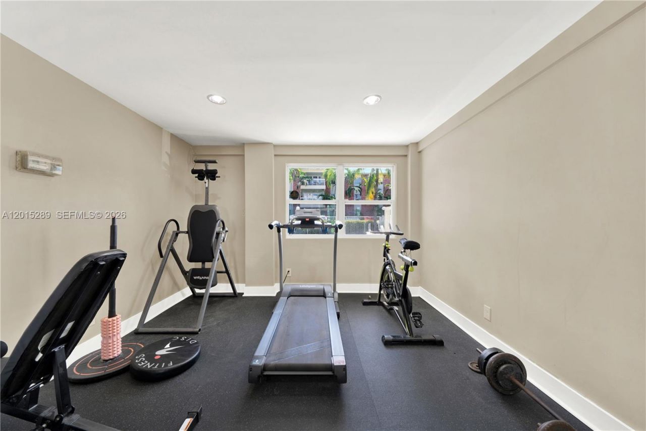 2426 SE 17th Cswy, Unit 303A, Fort Lauderdale, FL 33316 Photo