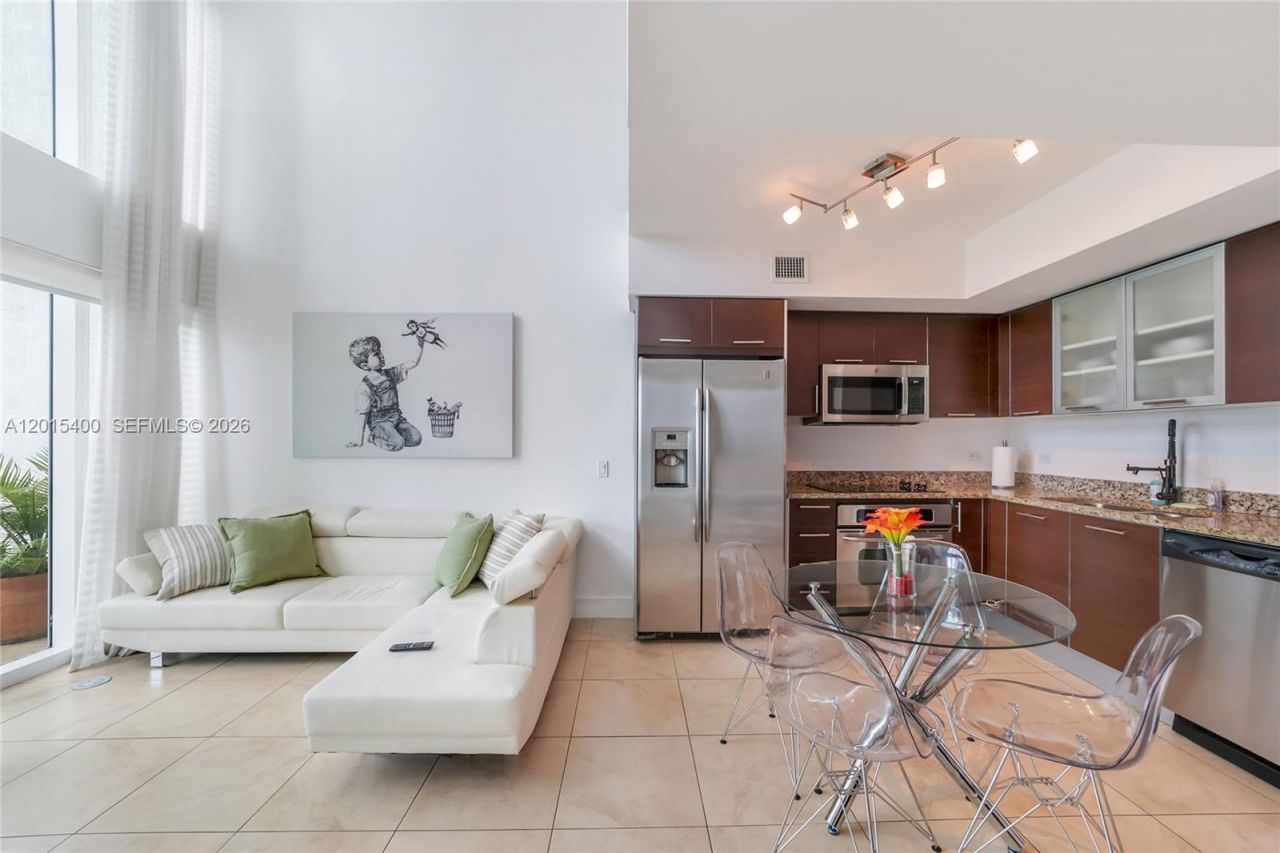 41 SE 5th St , Unit 2410, Miami, FL 33131 Photo