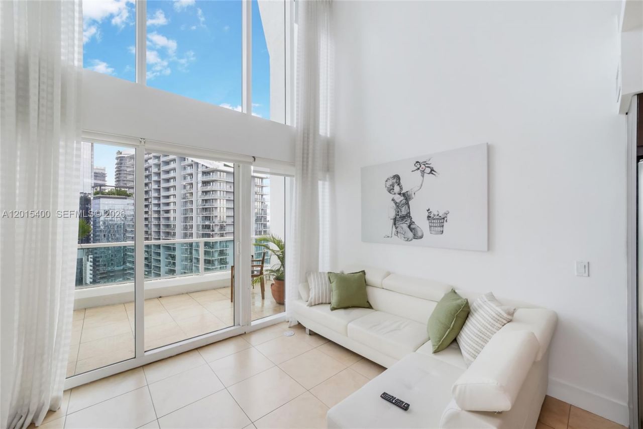 41 SE 5th St , Unit 2410, Miami, FL 33131 Photo