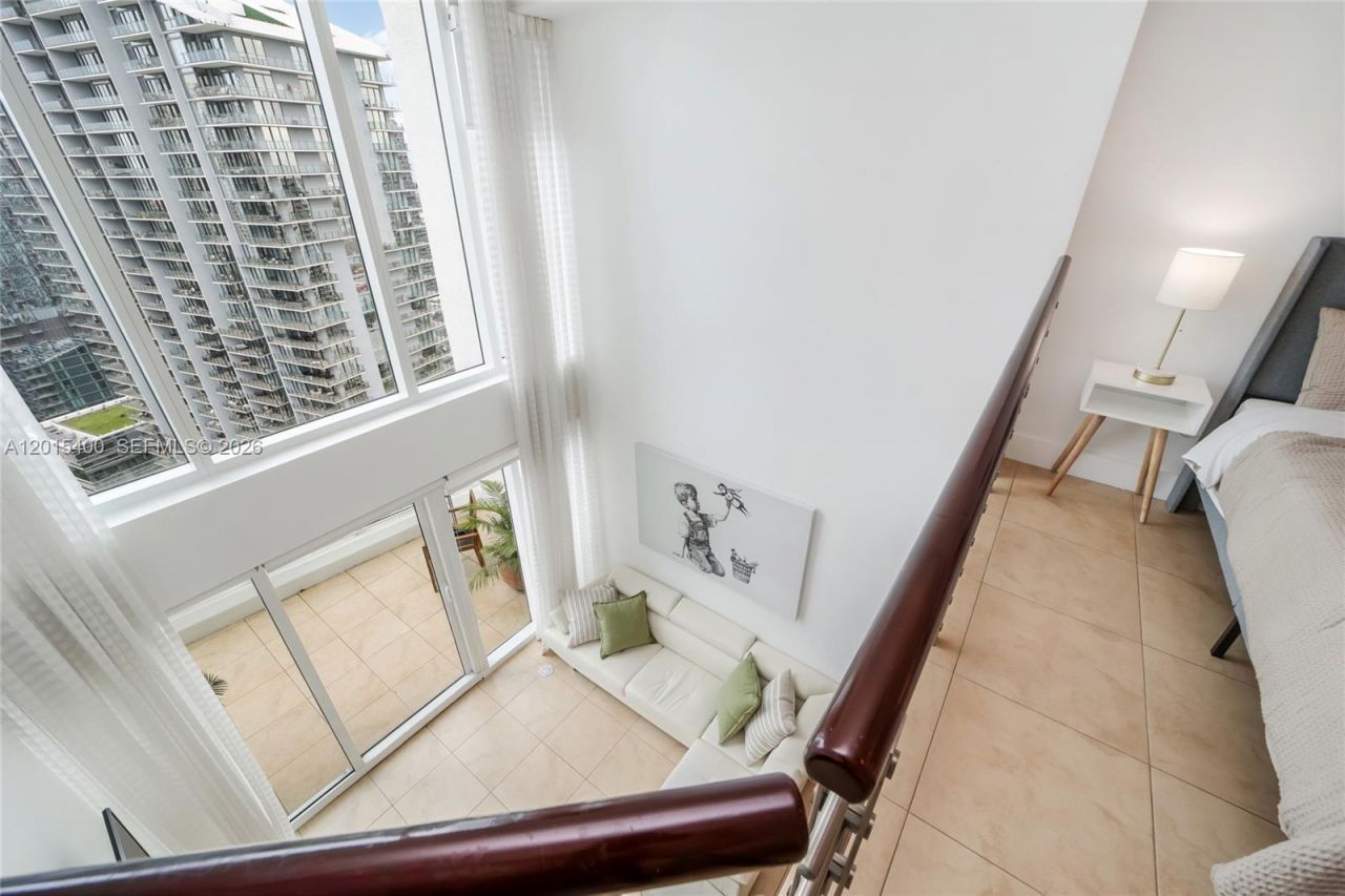 41 SE 5th St , Unit 2410, Miami, FL 33131 Photo