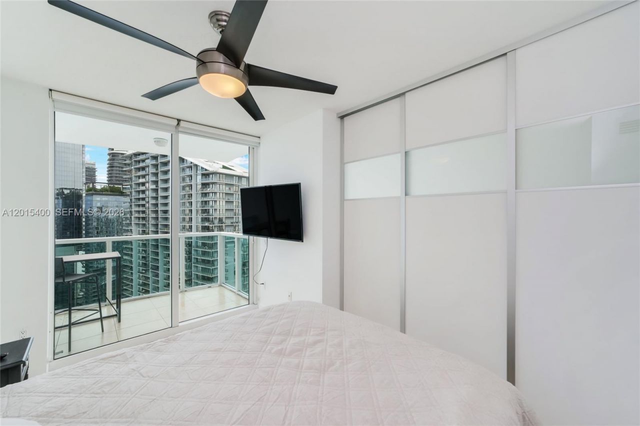 41 SE 5th St , Unit 2410, Miami, FL 33131 Photo