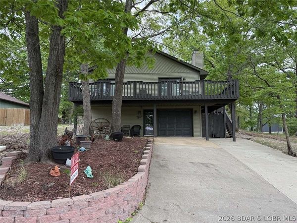 204 De Young Drive , Climax Springs, MO 65324