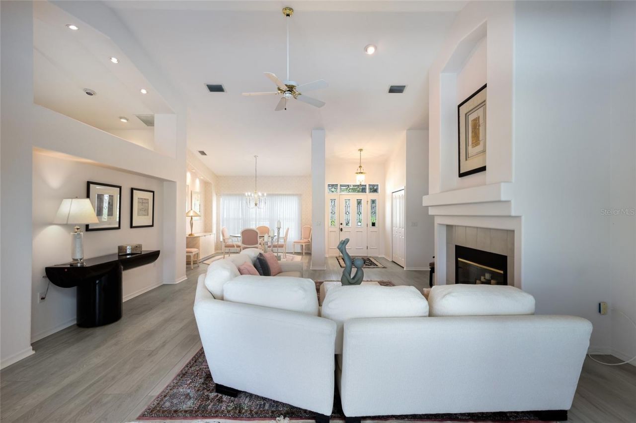 2893 Sandringham Place, Sarasota, FL 34235 Photo