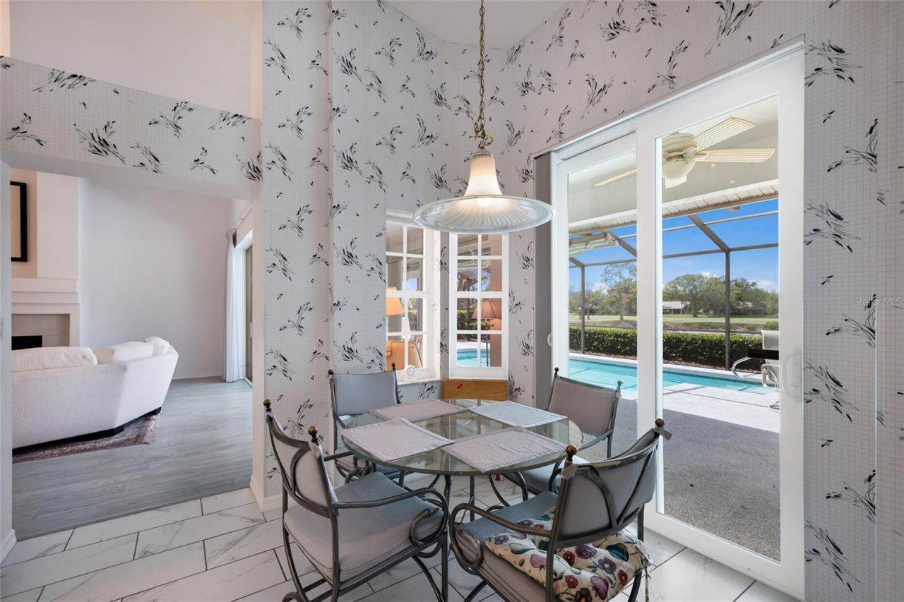 2893 Sandringham Place, Sarasota, FL 34235 Photo