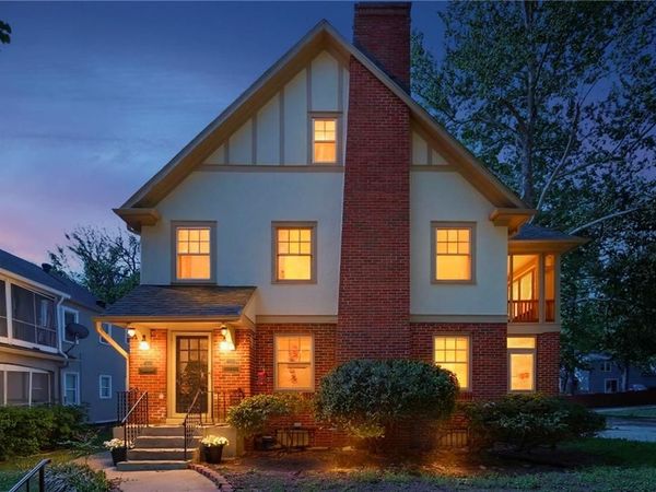 401 E 63rd Terrace, Kansas City, MO 64110