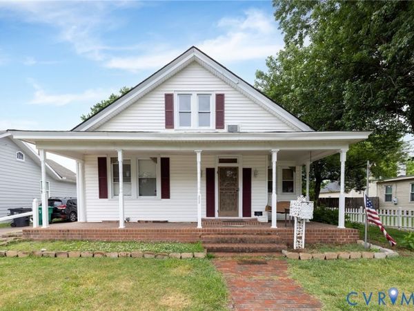 202 Lee Avenue , Colonial Heights, VA 23834