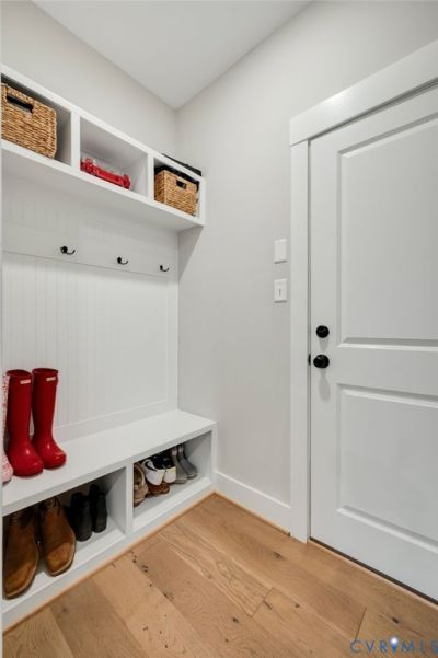 6507 Seven Falls Way Moseley, VA 23120
