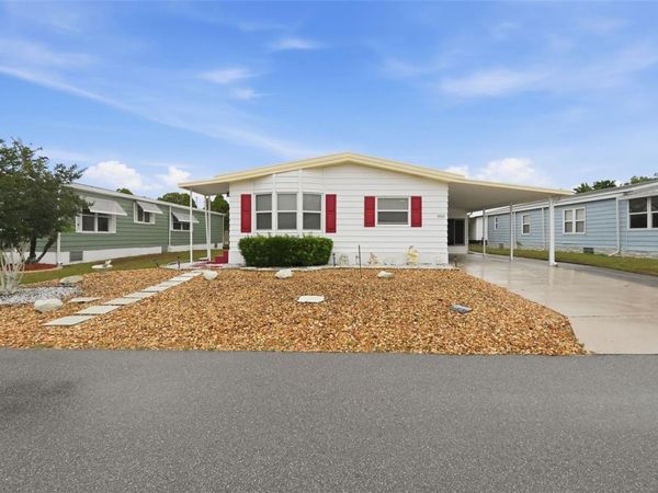 5027 FOREST CREST DRIVE , LAKELAND, FL 33810