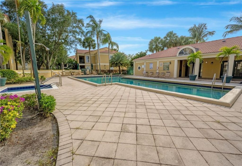 799 Riverside Drive, Unit 1021, Coral Springs, FL 33071 Photo