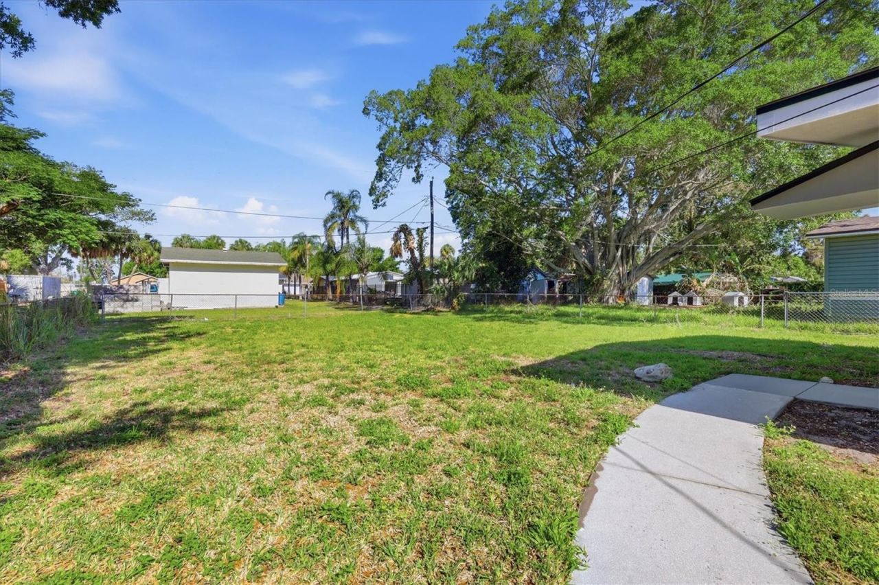 1007 26th Avenue W, Palmetto, FL 34221 Photo