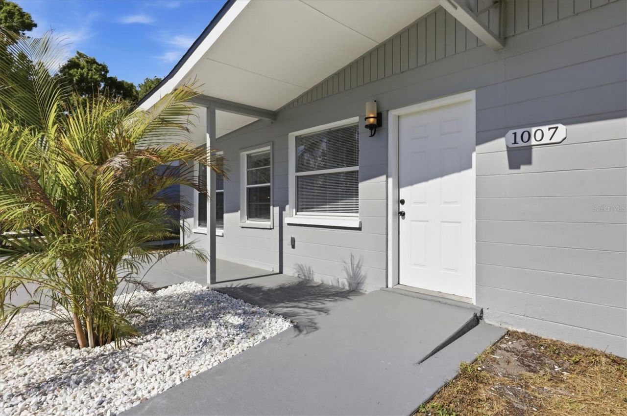 1007 26th Avenue W, Palmetto, FL 34221 Photo