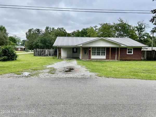 601 Virgil Street, Taylorsville, MS 39168
