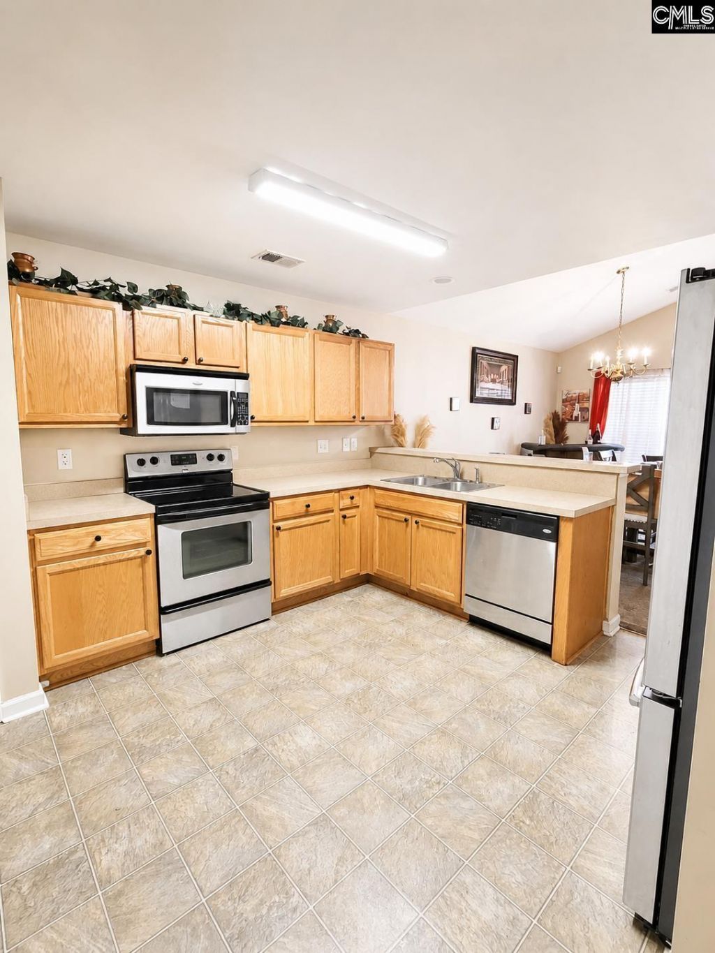 367 Marsh Deer Way  Photo 5