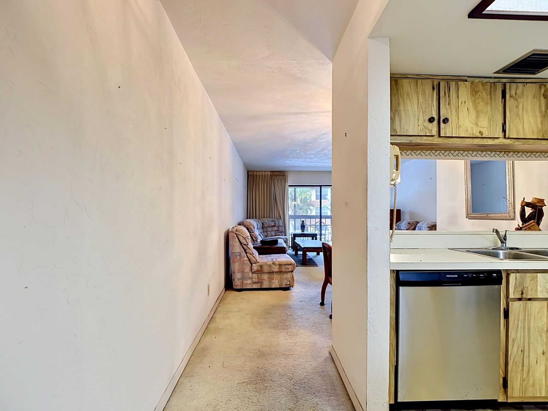 6146 Whiskey Creek Drive, Fort Myers, FL 33919 Photo