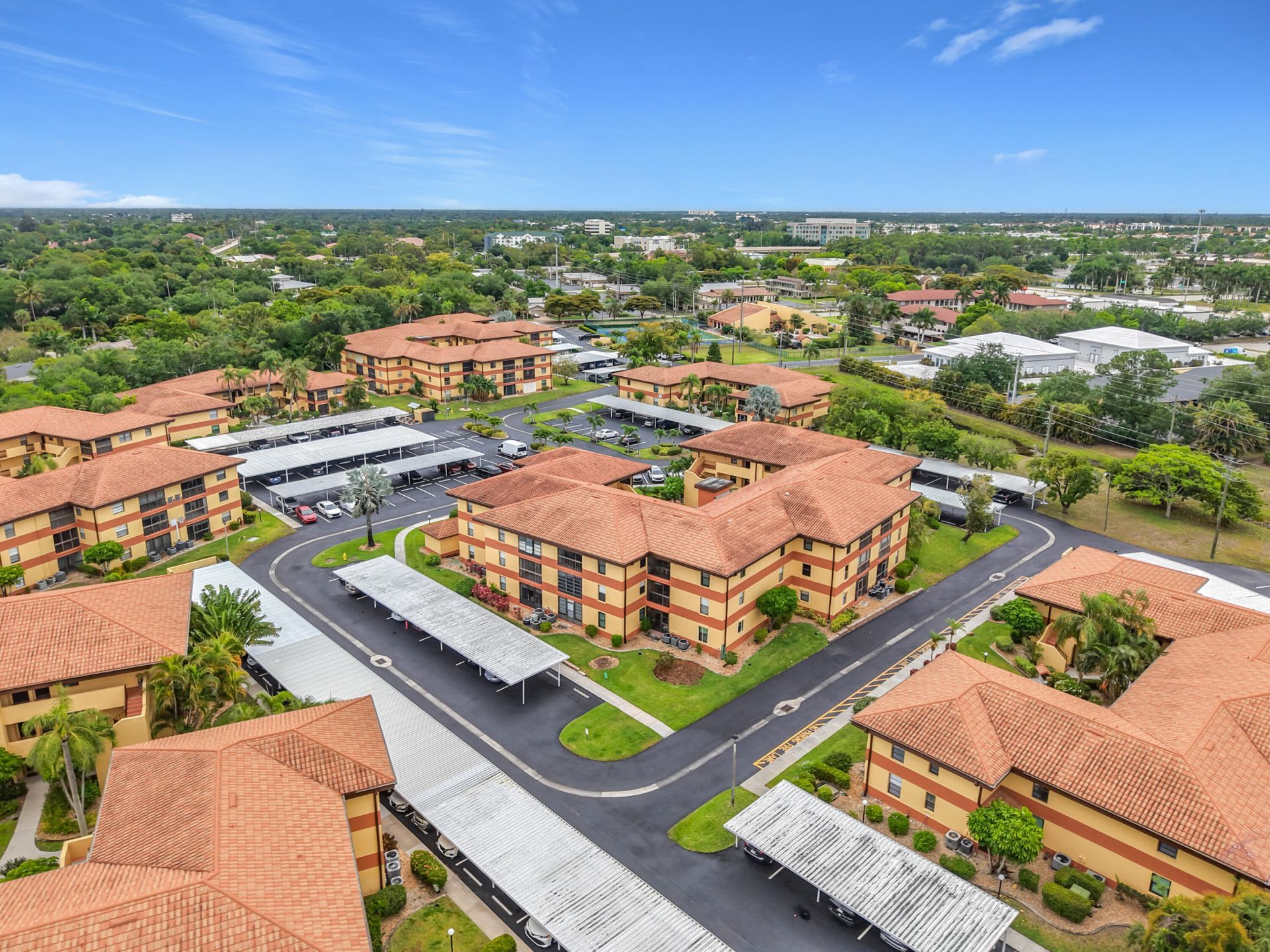 6146 Whiskey Creek Drive, Fort Myers, FL 33919 Photo