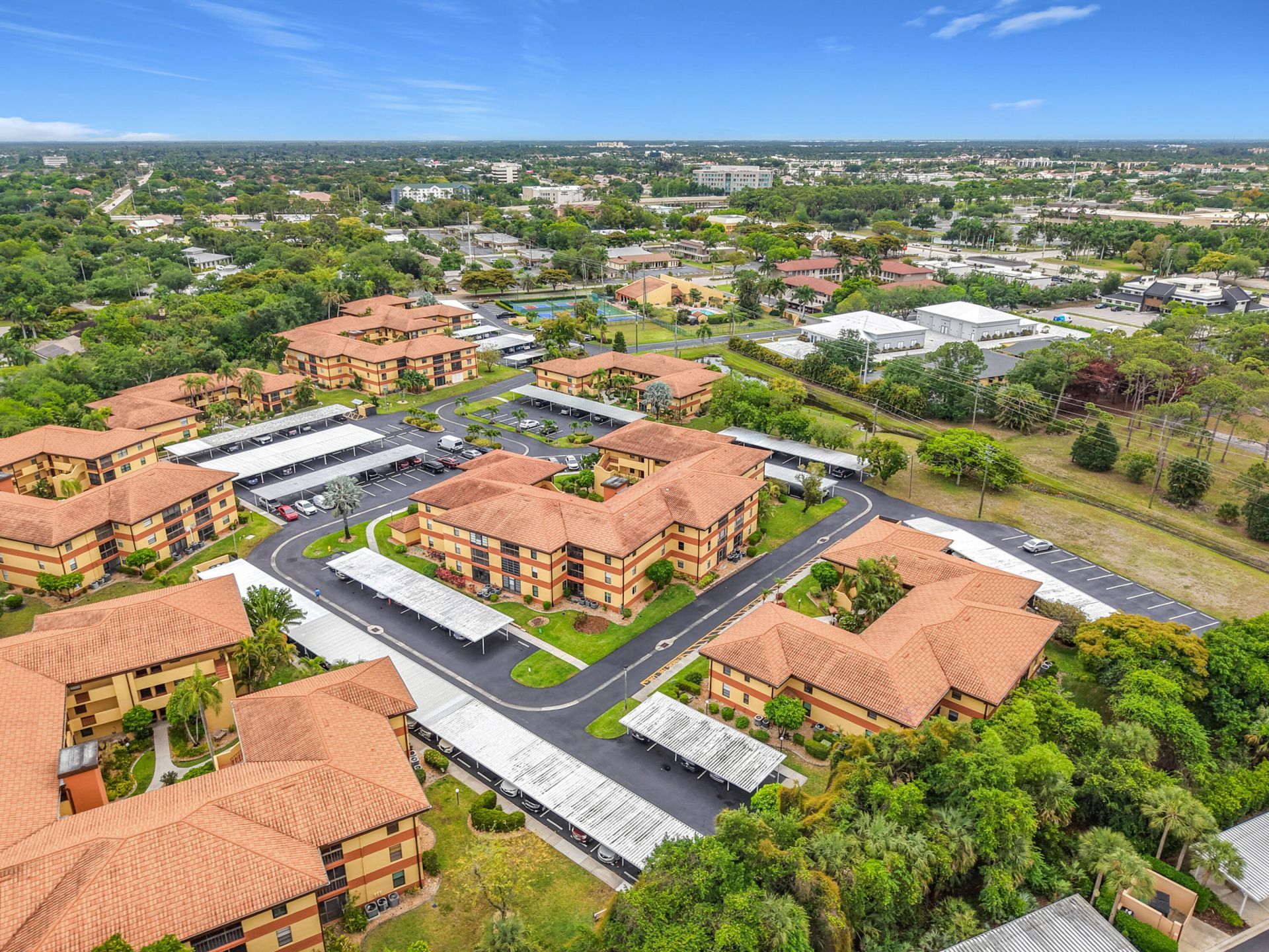 6146 Whiskey Creek Drive, Fort Myers, FL 33919 Photo
