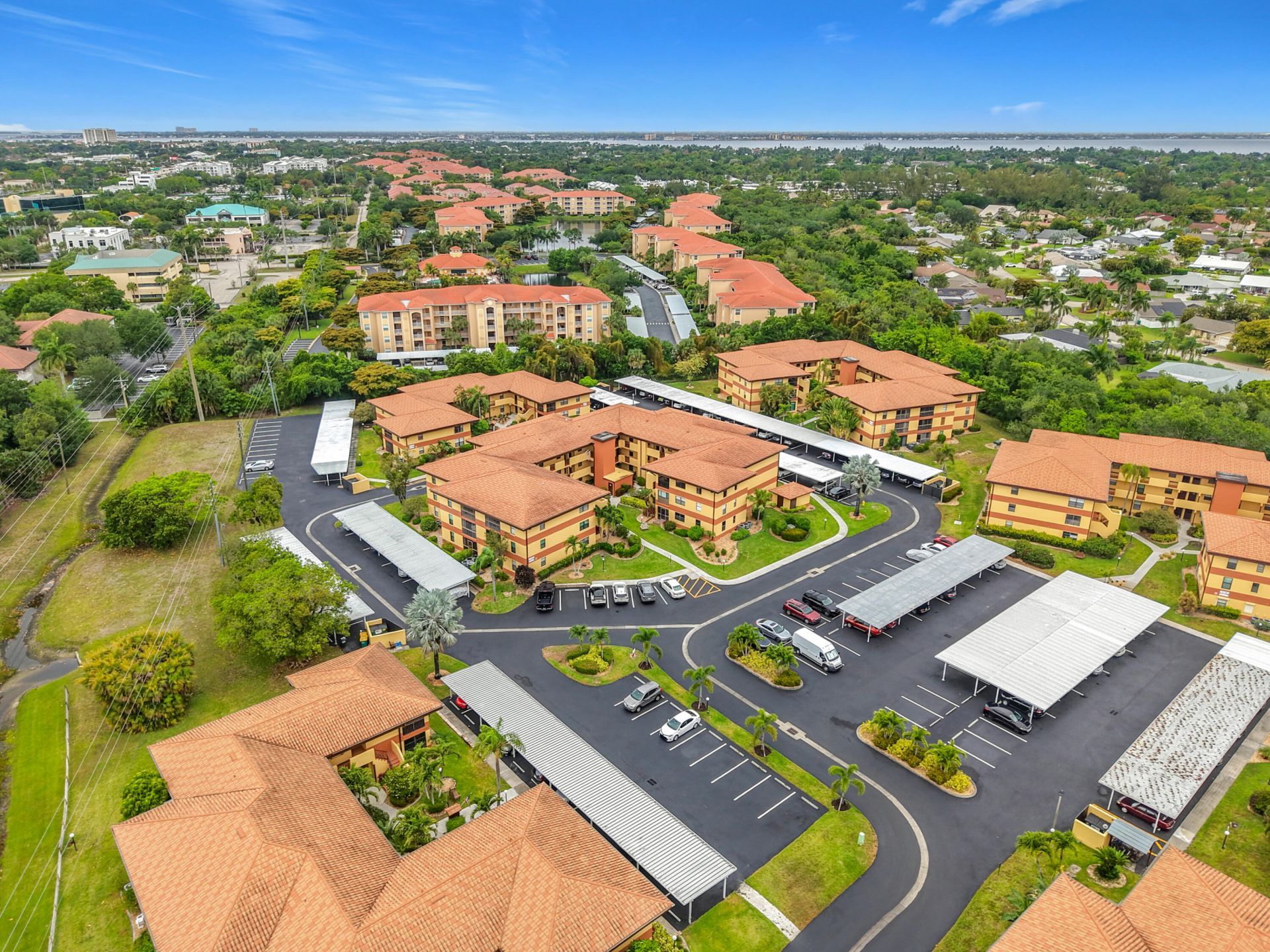 6146 Whiskey Creek Drive, Fort Myers, FL 33919 Photo