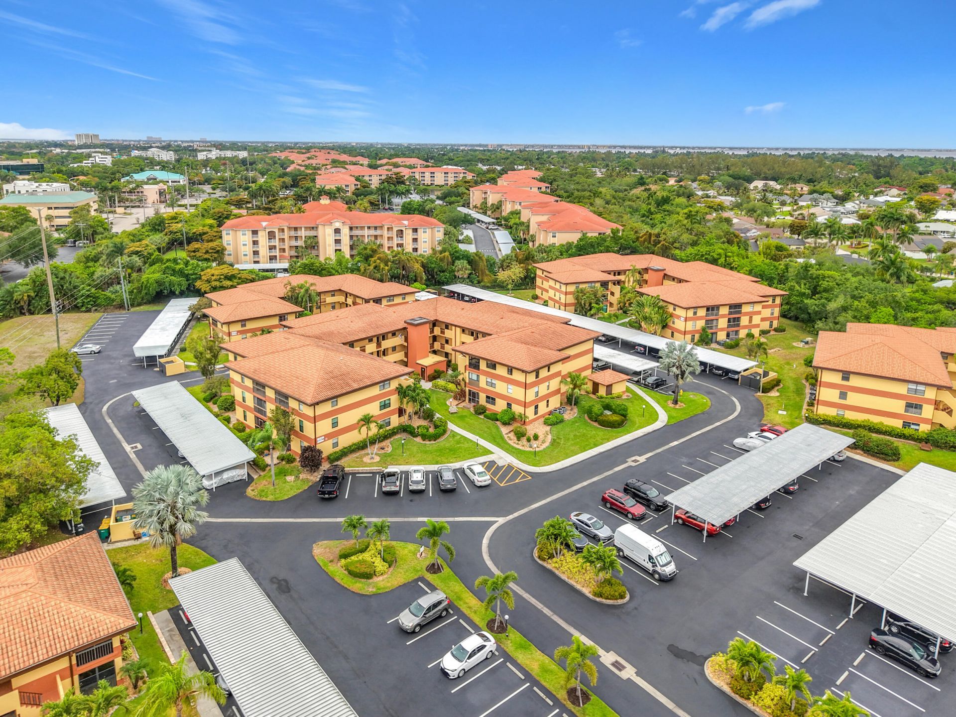 6146 Whiskey Creek Drive, Fort Myers, FL 33919 Photo